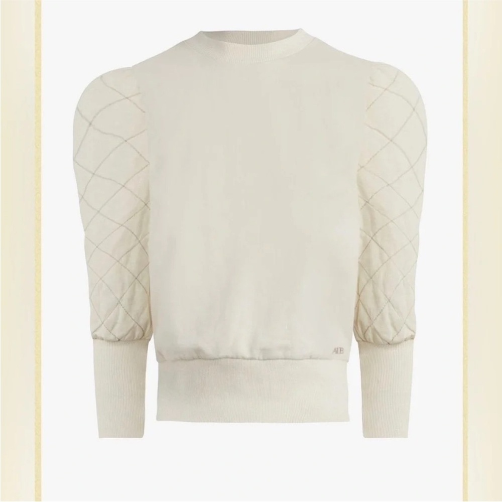 Cream Quilted Sleeve pullover